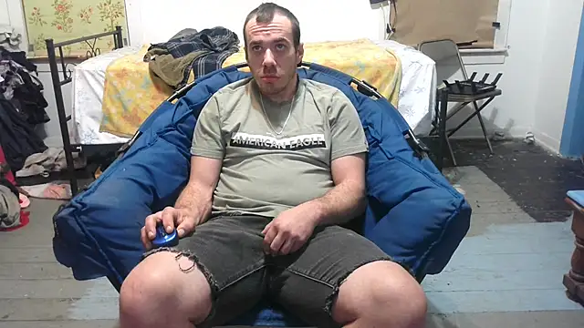 Snapshot of ScubaStevex chatting on 02-18-25, 01:10 ScubaStevex online show from 02-18-25, 01:10