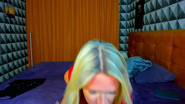 Luna  Lewis online show from 01-22-25, 08:51