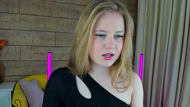 SelinSwarovski online show from 02-24-25, 07:41