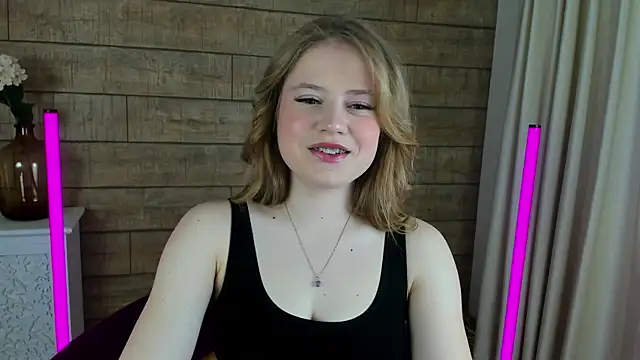 SelinSwarovski online show from 03-14-25, 04:30