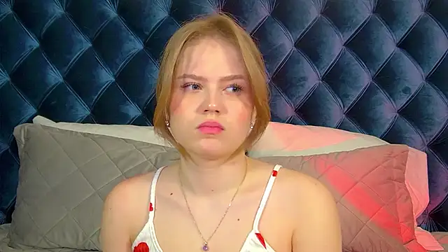 SelinSwarovski online show from 01-18-26, 04:11