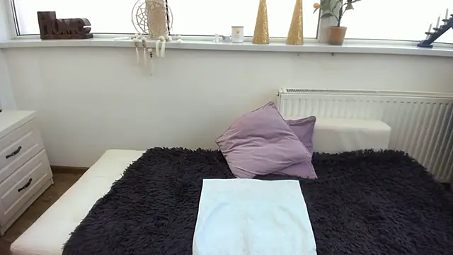 Arya Shinex online show from 02-21-25, 11:44