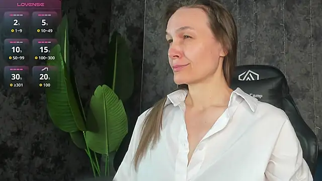 Lillian White online show from 03-28-26, 01:05