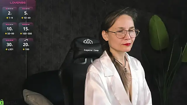 Lillian White online show from 06-03-26, 12:57