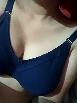 Snapshot of Shwetapgk chatting on 03-19-25, 09:38 Shwetapgk online show from 03-19-25, 09:38