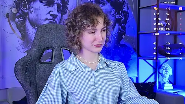 LuxRayi online show from 02-07-26, 03:21