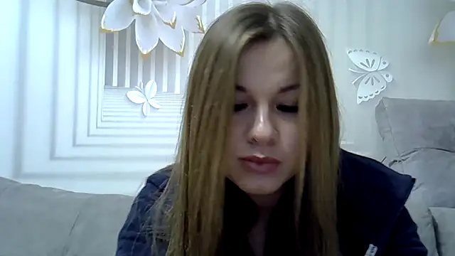 Snapshot of TinaFun4u chatting on 12-15-24, 04:40 TinaFun4u online show from 12-15-24, 04:40