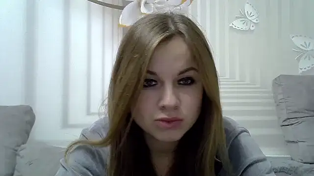 Snapshot of TinaFun4u chatting on 01-04-25, 10:02 TinaFun4u online show from 01-04-25, 10:02