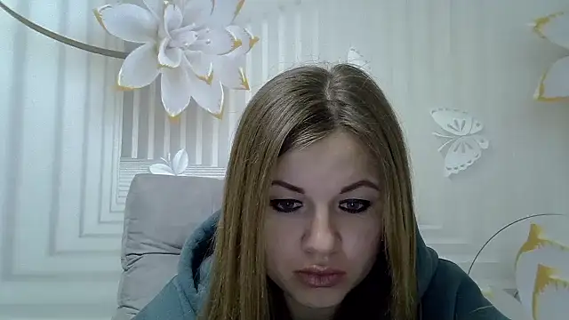 Snapshot of TinaFun4u chatting on 02-13-25, 08:55 TinaFun4u online show from 02-13-25, 08:55