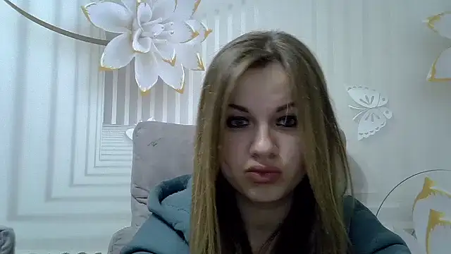 Snapshot of TinaFun4u chatting on 02-17-25, 09:08 TinaFun4u online show from 02-17-25, 09:08