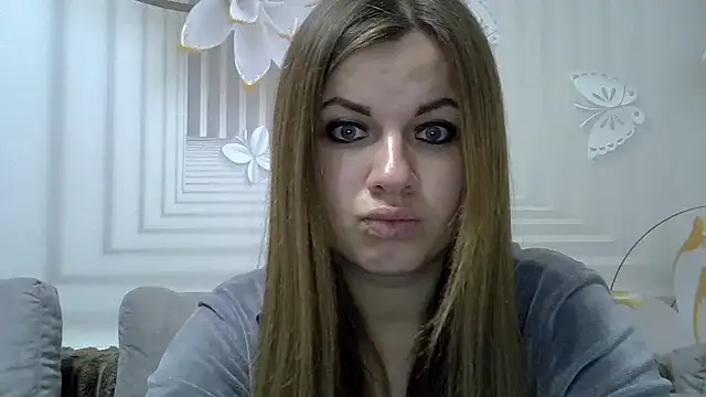 Snapshot of TinaFun4u chatting on 02-28-25, 08:28 TinaFun4u online show from 02-28-25, 08:28