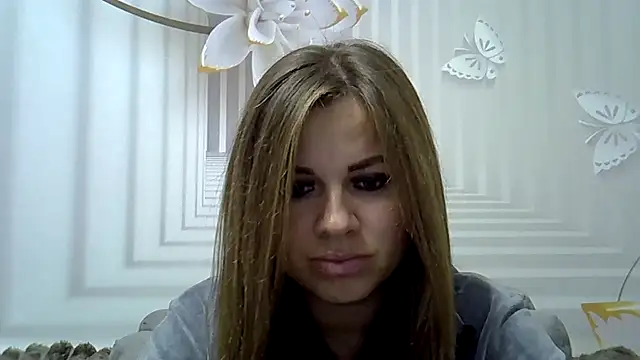 Snapshot of TinaFun4u chatting on 10-17-25, 07:38 TinaFun4u online show from 10-17-25, 07:38