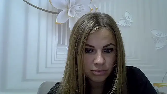 Snapshot of TinaFun4u chatting on 10-20-25, 08:09 TinaFun4u online show from 10-20-25, 08:09