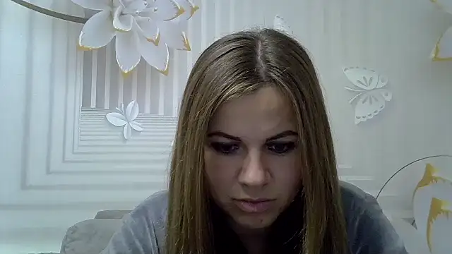 Snapshot of TinaFun4u chatting on 11-22-25, 10:20 TinaFun4u online show from 11-22-25, 10:20