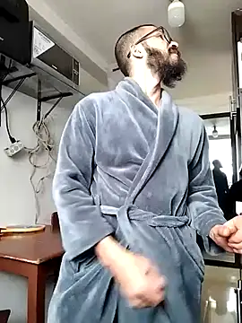 Snapshot of hairyserious chatting on 03-11-25, 04:29 hairyserious online show from 03-11-25, 04:29