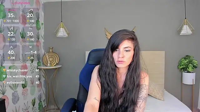 Snapshot of elissa_iris chatting on 12-22-24, 10:15 elissa iris online show from 12-22-24, 10:15