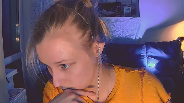 Snapshot of KatiKate chatting on 12-08-24, 07:11 KatiKate online show from 12-08-24, 07:11