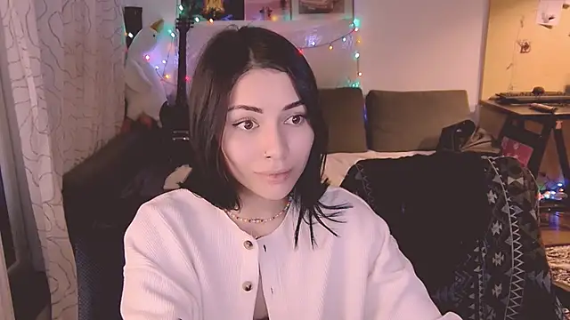 Snapshot of KatiKate chatting on 02-26-25, 11:26 KatiKate online show from 02-26-25, 11:26
