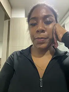 KloheCurvy online show from 04-06-26, 11:38