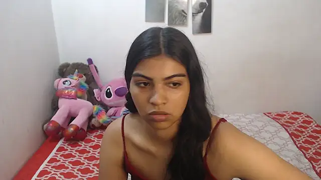 Snapshot of Pocahontas_Princess_ chatting on 04-27-26, 01:31 Pocahontas Princess online show from 04-27-26, 01:31
