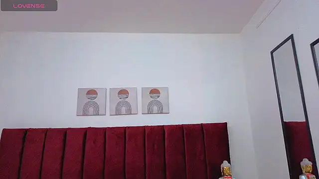 selena castillo online show from 09-13-25, 06:40