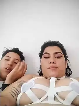 Snapshot of Marilin_Jessie chatting on 12-22-24, 08:36 Marilin Jessie online show from 12-22-24, 08:36