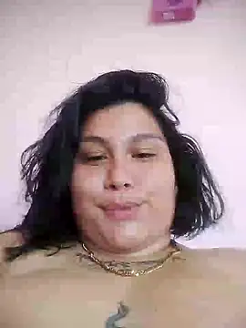 Snapshot of Marilin_Jessie chatting on 12-29-24, 03:35 Marilin Jessie online show from 12-29-24, 03:35