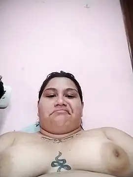 Snapshot of Marilin_Jessie chatting on 03-21-25, 01:24 Marilin Jessie online show from 03-21-25, 01:24