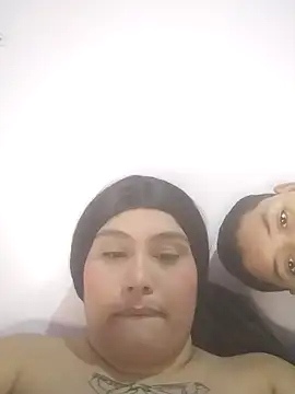 Snapshot of Marilin_Jessie chatting on 09-16-25, 03:29 Marilin Jessie online show from 09-16-25, 03:29