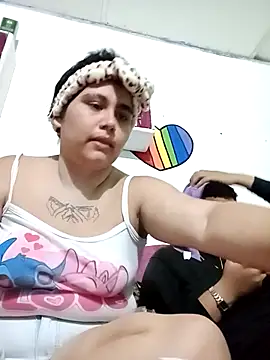 Snapshot of Marilin_Jessie chatting on 11-16-25, 05:51 Marilin Jessie online show from 11-16-25, 05:51