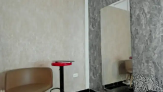 Snapshot of Violetrousse chatting on 03-14-25, 10:16 Violetrousse online show from 03-14-25, 10:16