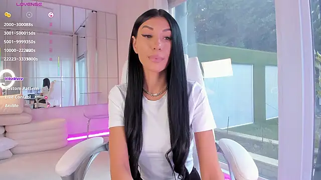 Snapshot of missdiamond_ chatting on 12-19-25, 08:10 missdiamond online show from 12-19-25, 08:10