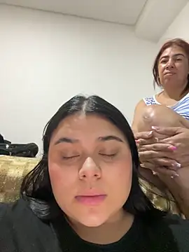 alissonfernandez  online show from 02-21-25, 01:33