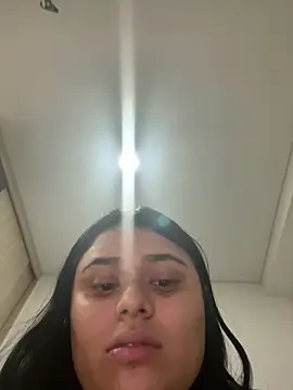 alissonfernandez  online show from 03-06-25, 01:03