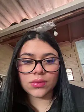 alissonfernandez  online show from 10-08-25, 12:58