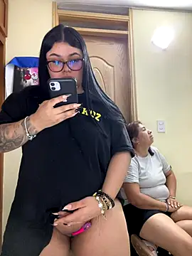 alissonfernandez  online show from 01-09-26, 02:14