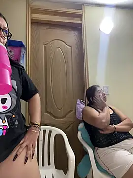 alissonfernandez  online show from 03-12-26, 02:29