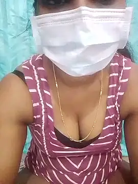 Snapshot of Villageammu18 chatting on 12-18-25, 04:57 Villageammu18 online show from 12-18-25, 04:57