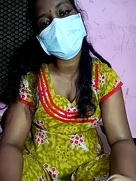 Snapshot of Villageammu18 chatting on 02-16-26, 04:58 Villageammu18 online show from 02-16-26, 04:58