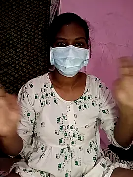 Snapshot of Villageammu18 chatting on 02-28-26, 10:27 Villageammu18 online show from 02-28-26, 10:27