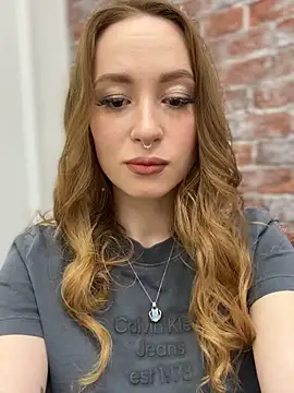 Snapshot of _AngelMoon_ chatting on 09-20-25, 03:40 AngelMoon online show from 09-20-25, 03:40