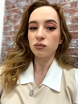 Snapshot of _AngelMoon_ chatting on 10-04-25, 03:37 AngelMoon online show from 10-04-25, 03:37