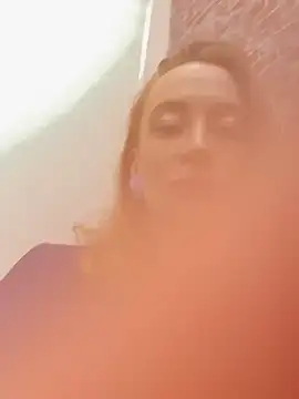 Snapshot of _AngelMoon_ chatting on 11-25-25, 03:39 AngelMoon online show from 11-25-25, 03:39