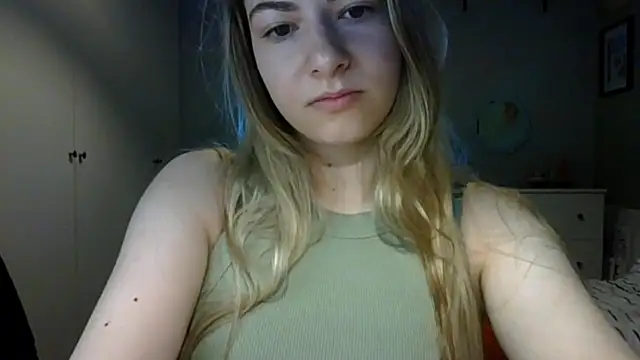 Snapshot of ROSIEx_sweet chatting on 05-28-26, 06:54 ROSIEx sweet online show from 05-28-26, 06:54