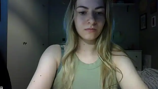 Snapshot of ROSIEx_sweet chatting on 05-29-26, 09:51 ROSIEx sweet online show from 05-29-26, 09:51
