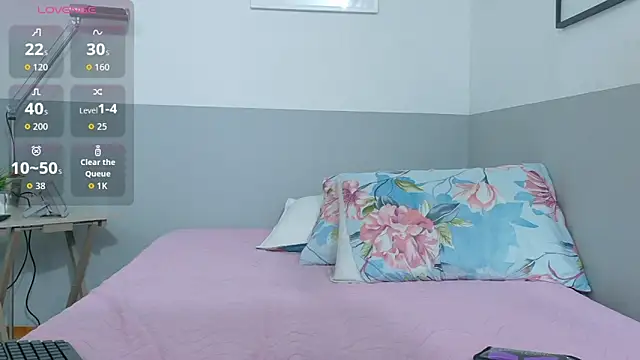 hornybarelylegalgirl online show from 03-23-26, 12:20