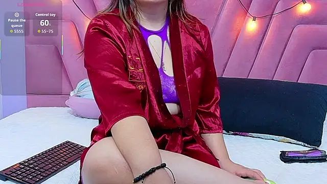 Snapshot of hornybarelylegalgirl chatting on 05-13-26, 12:02 hornybarelylegalgirl online show from 05-13-26, 12:02
