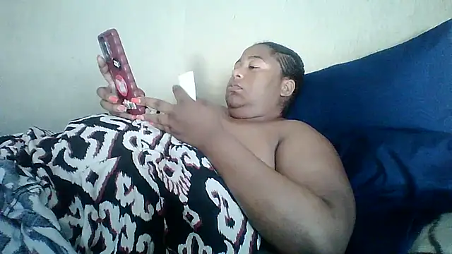 Snapshot of bustyboobs6 chatting on 12-16-25, 10:53 bustyboobs6 online show from 12-16-25, 10:53