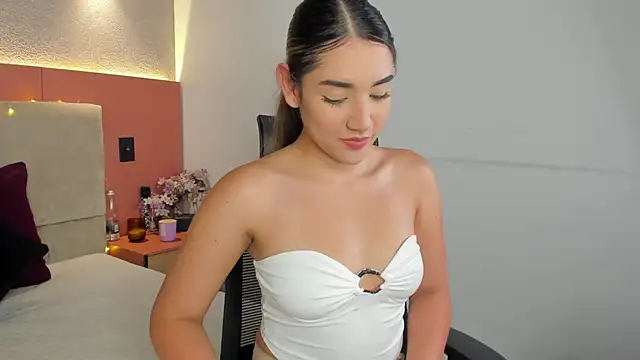 AniiRose online show from 11-19-25, 03:06