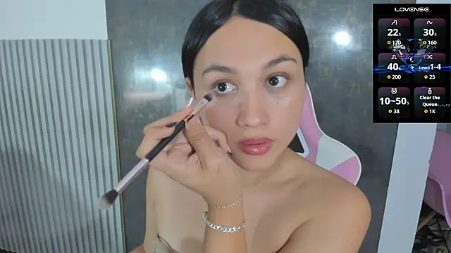 lana boomer online show from 04-12-26, 07:52